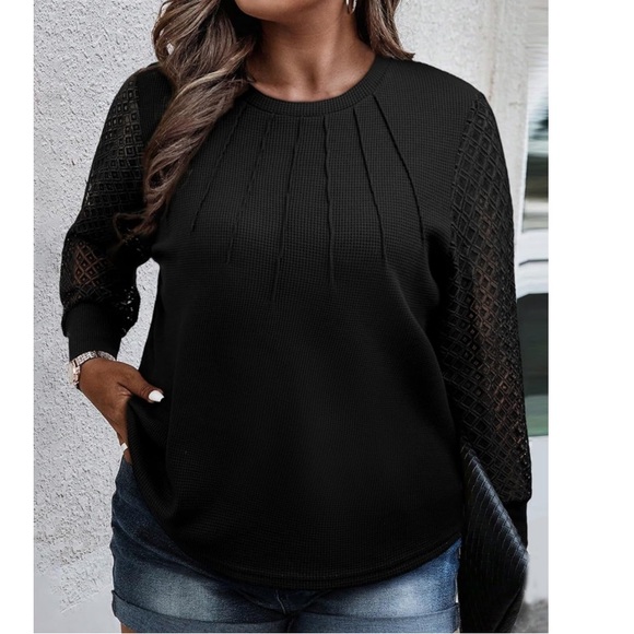 Elegant Black Lace Sleeve Women's Top - Picture 2 of 8
